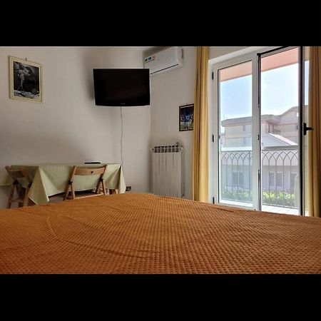 Bed and Breakfast La Smorfia à Scafati Extérieur photo