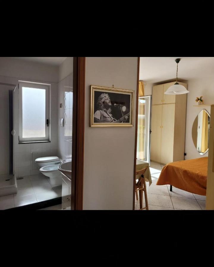 Bed and Breakfast La Smorfia à Scafati Extérieur photo